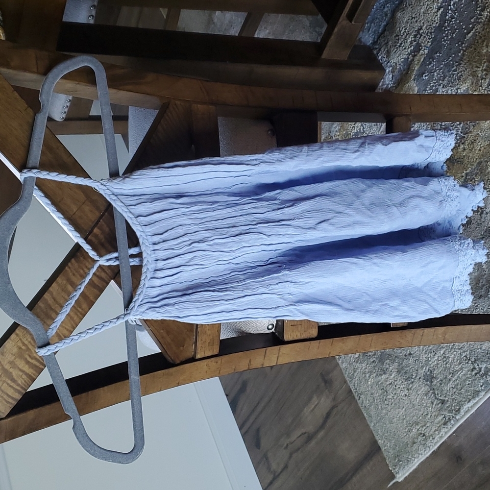 Charlotte Russe flowy tank size small